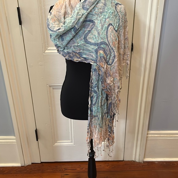 Colorful Patterned Scarf - Picture 10 of 10
